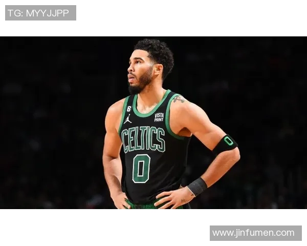 贾森塔图姆展现全能才华成为NBA未来最具潜力的多面手之星
