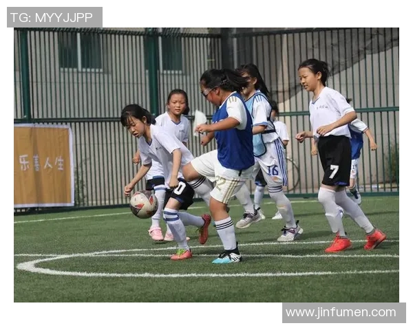 足球明星炫酷瞬间大赏展现他们在绿茵场上的风采与魅力