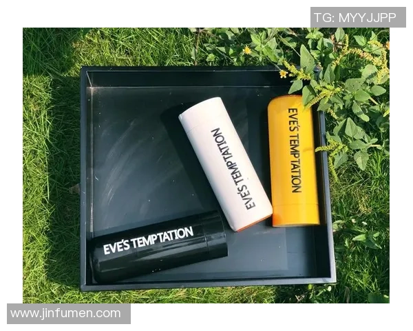 足球明星专用水杯推荐助你提升运动表现与时尚品味